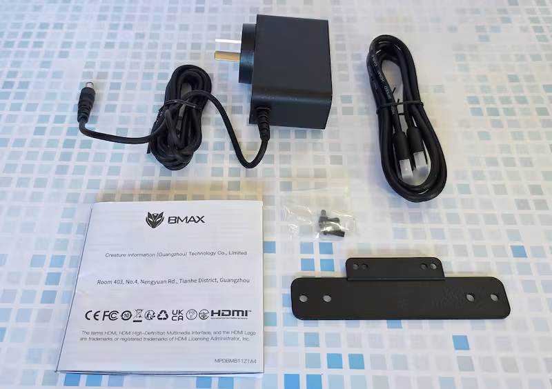 BMAX MaxMini B11 Pro: mini PC compacta lista para la IA