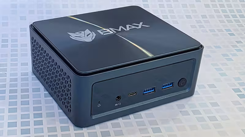 BMAX MaxMini B11 Pro: mini PC compacta lista para la IA