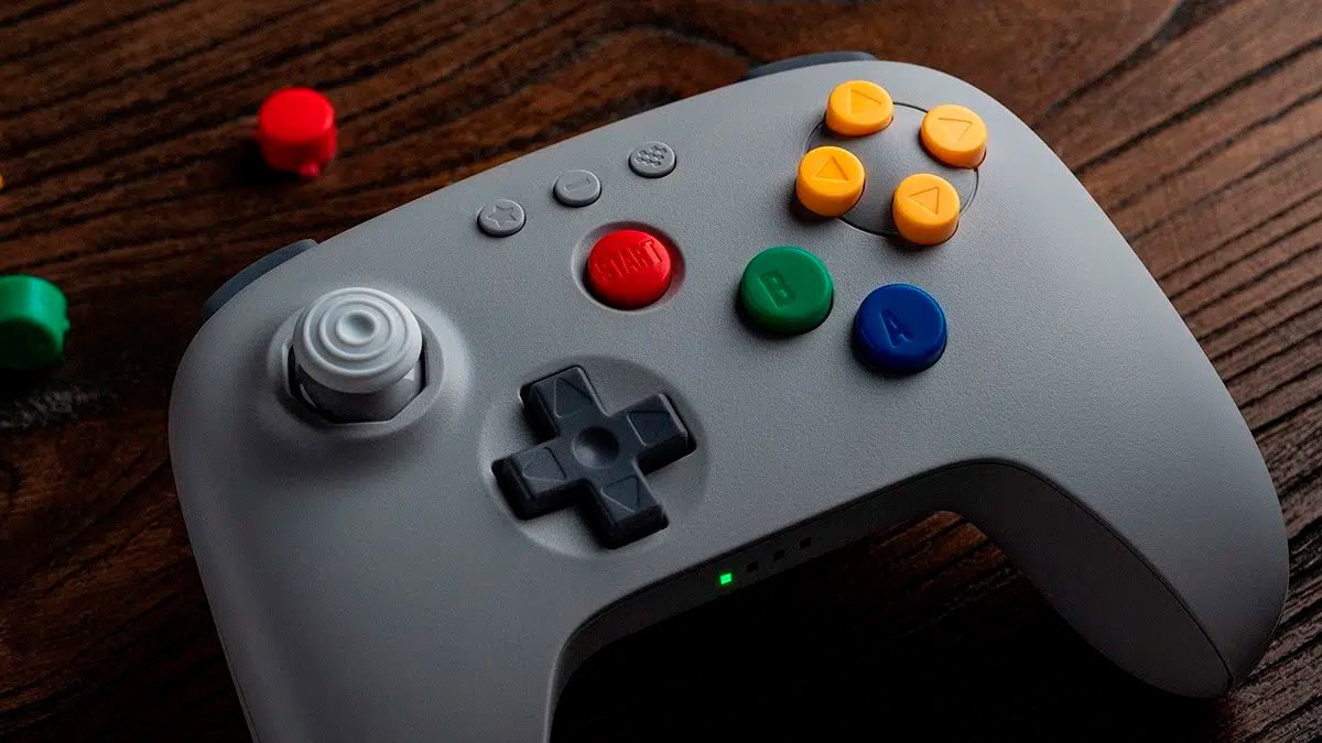 Nintendo Switch recibe mando 8BitDo 64 estilo N64 clásico